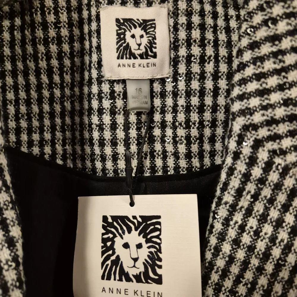 Anne Klein Black and White Houndstooth Jacket with Sequins - Picture 2 of 7